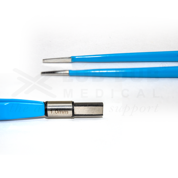 Buy Bipolar Forceps Straight 20cm 1mm German standard. Diathermy bipolar forceps for OT use. Fast shipping across India.